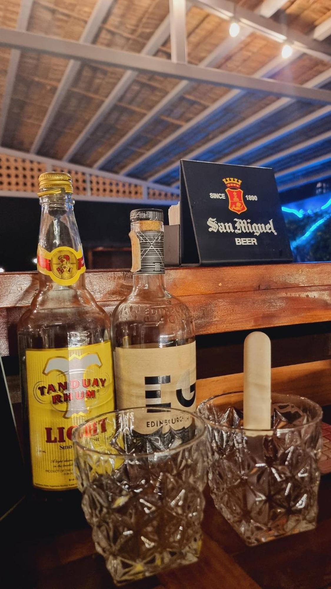 Готель Jush Native And Glamping Dauis Екстер'єр фото